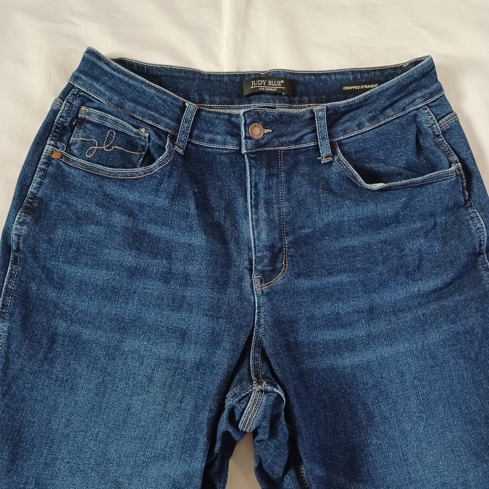 Judy Blue Women's Cropped Jeans Highrise Straight Dark Wash Plus Size 16W - Picture 3 of 12